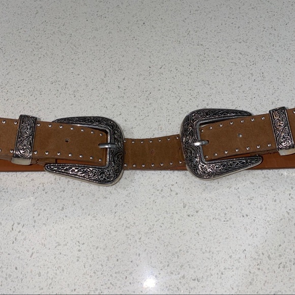 Double Buckle Western Belt - Picture 2 of 4